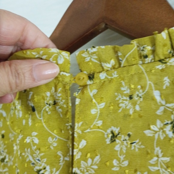 NWT RACHEL ZOE Chartreuse Floral Print Smocked Sleeveless Blouse - Picture 7 of 13